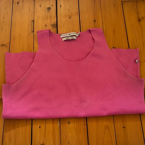 Tommy Hilfiger Barbie pink knit vest - Picture 1 of 4